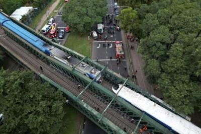 Argentine Train Derailment Leaves Trail of Destruction, Dozens Injured