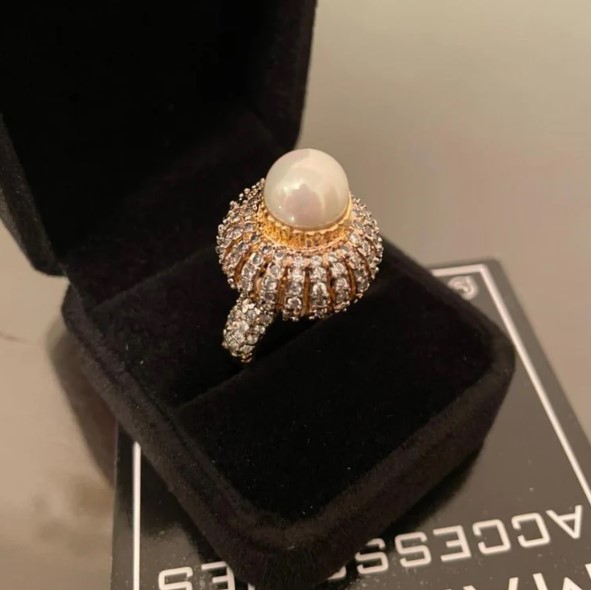 Jhumka Earrings Pakistan Collection for Weddings and Festive Wear